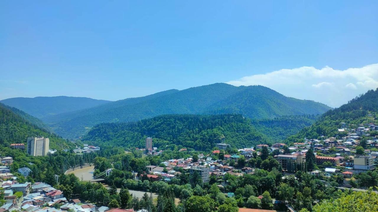 Guest House Gogias Cixe Borjomi Exteriör bild